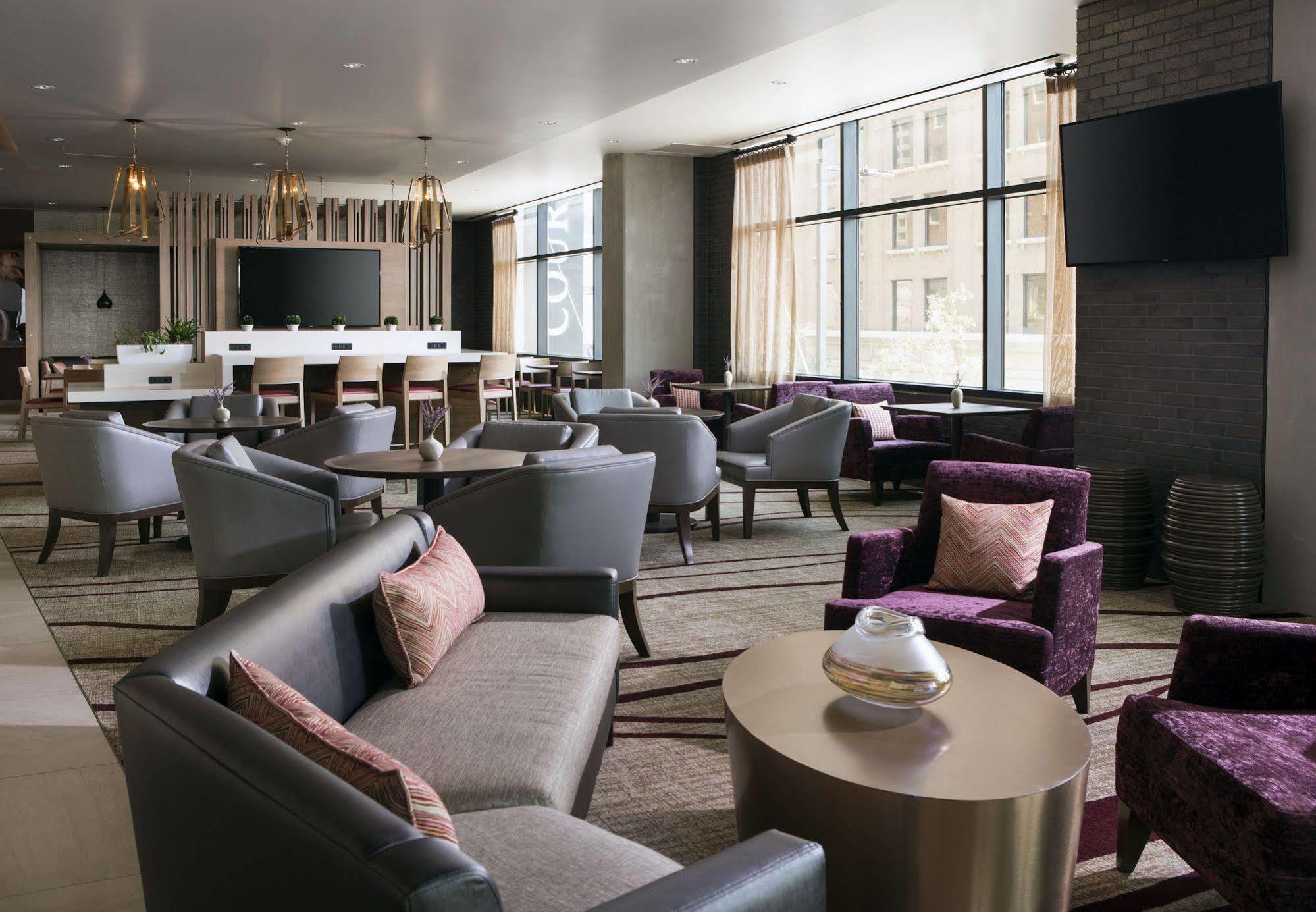Residence Inn By Marriott Phoenix Downtown Bagian luar foto